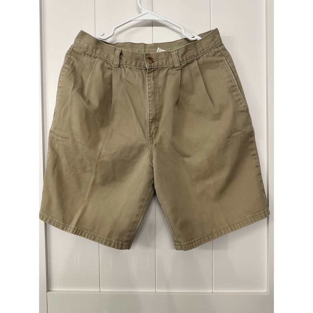 Duck Head Vintage pleated khaki shorts in women’s size 11